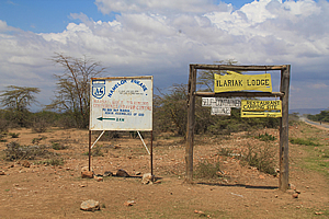 Signs at the entrance to the ecolodge 