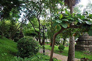 Gardens at Phnom Wat 