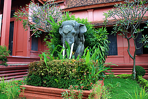 Elephant statue outside main entrance 