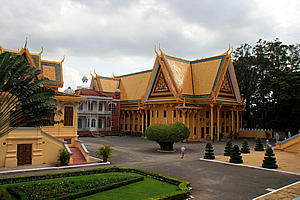 Buildings around the royal palace 