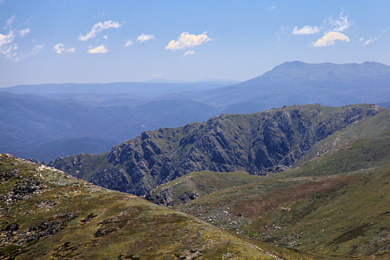 Looking towards Charlotte Pass