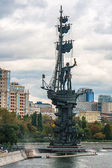 Ship statue