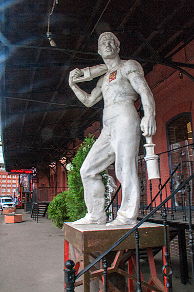 Statue
