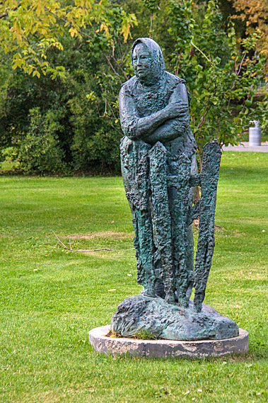 Victim statue