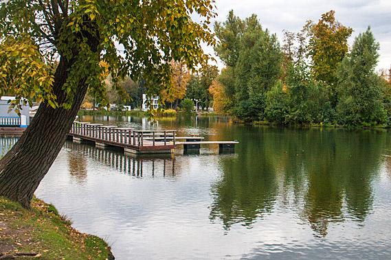 Neskuchiy Garden